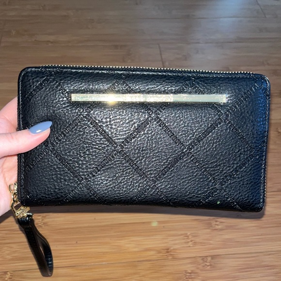 Steve Maddden Wristlet Wallet - Picture 2 of 6